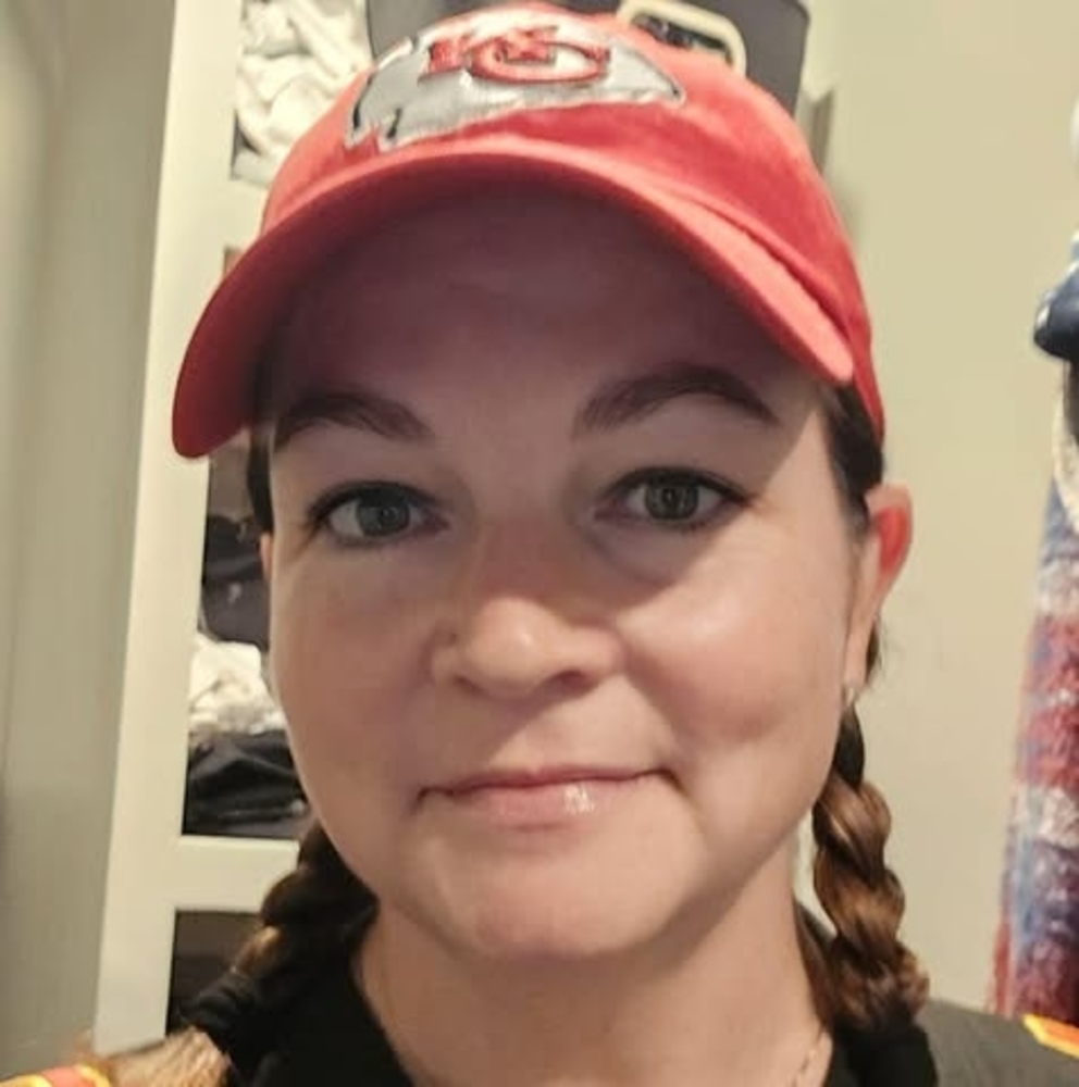 Meet your Posher, Sharon
